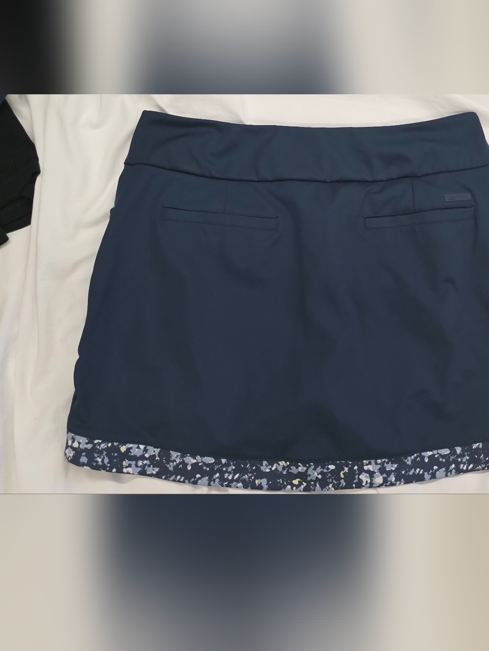 Adidas Golf Skort Navy Blue Athletic Skirt Built In Shorts PRIMEGREEN Size M - Picture 2 of 10